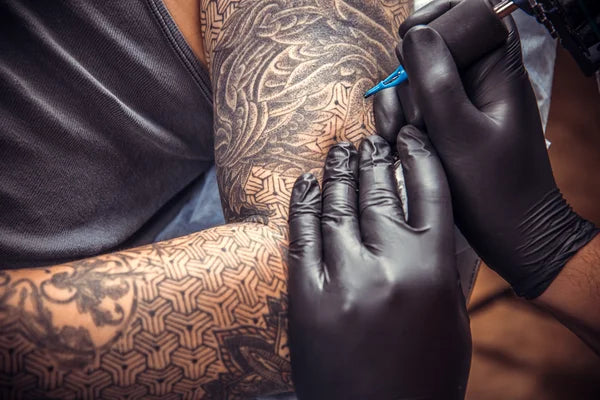 Tattoo Red Flags: What to Watch Out For Before You Book