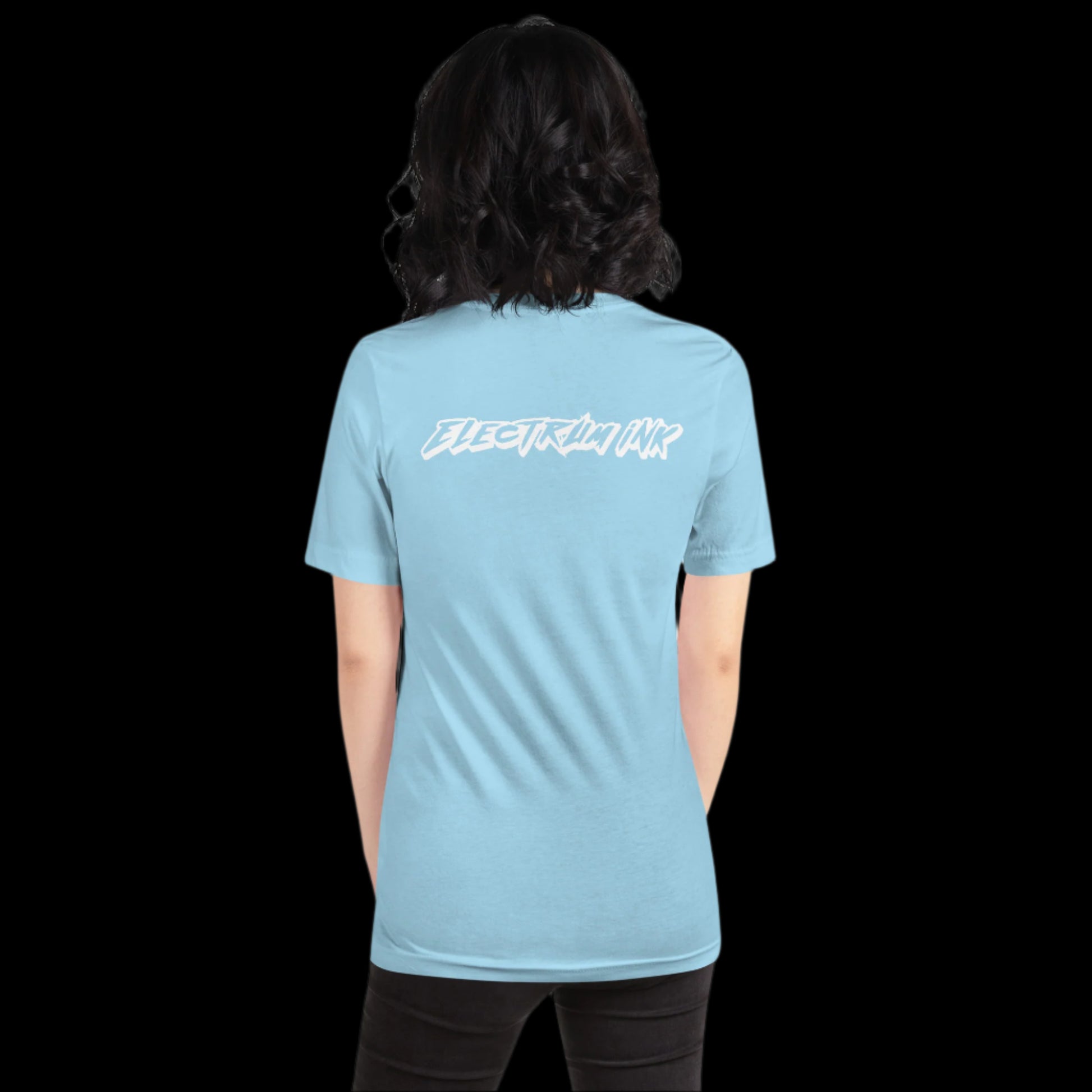 This dreamy collab with @vittahonne blends delicate watercolor textures with ethereal anime energy.