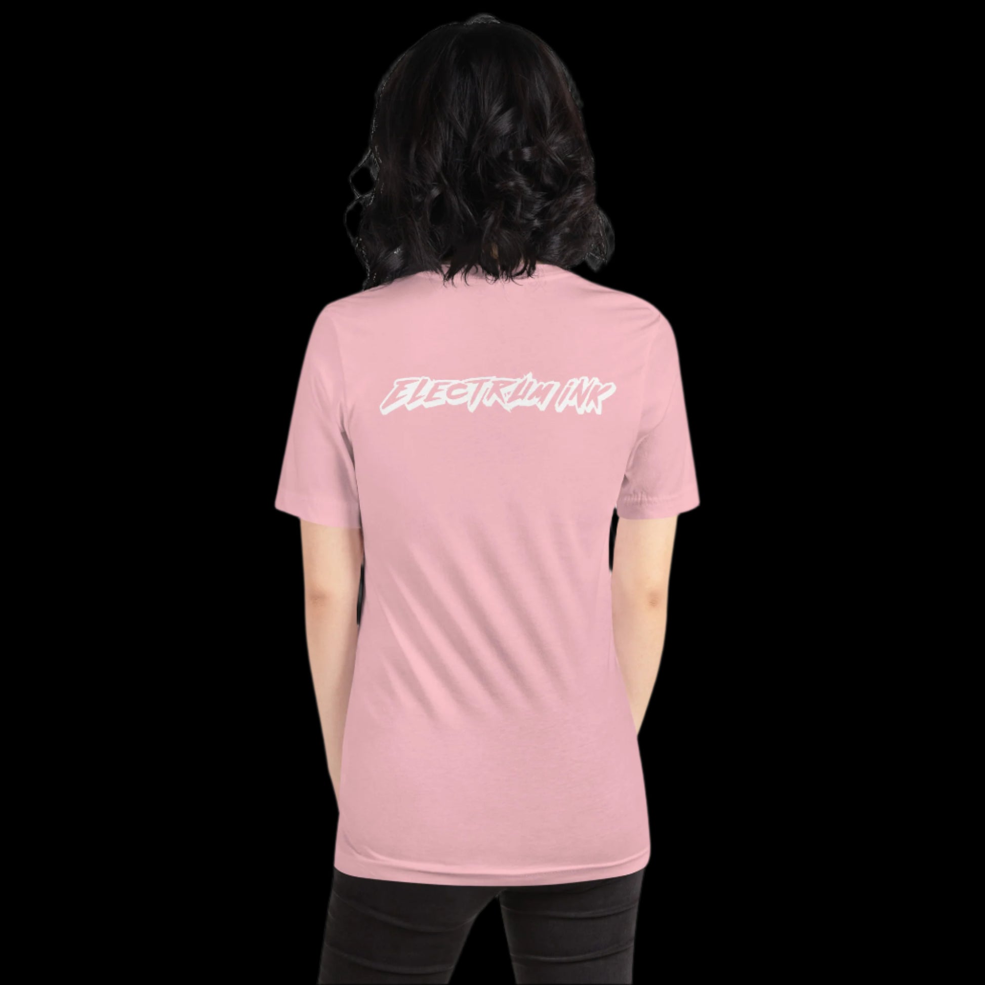 This dreamy collab with @vittahonne blends delicate watercolor textures with ethereal anime energy.